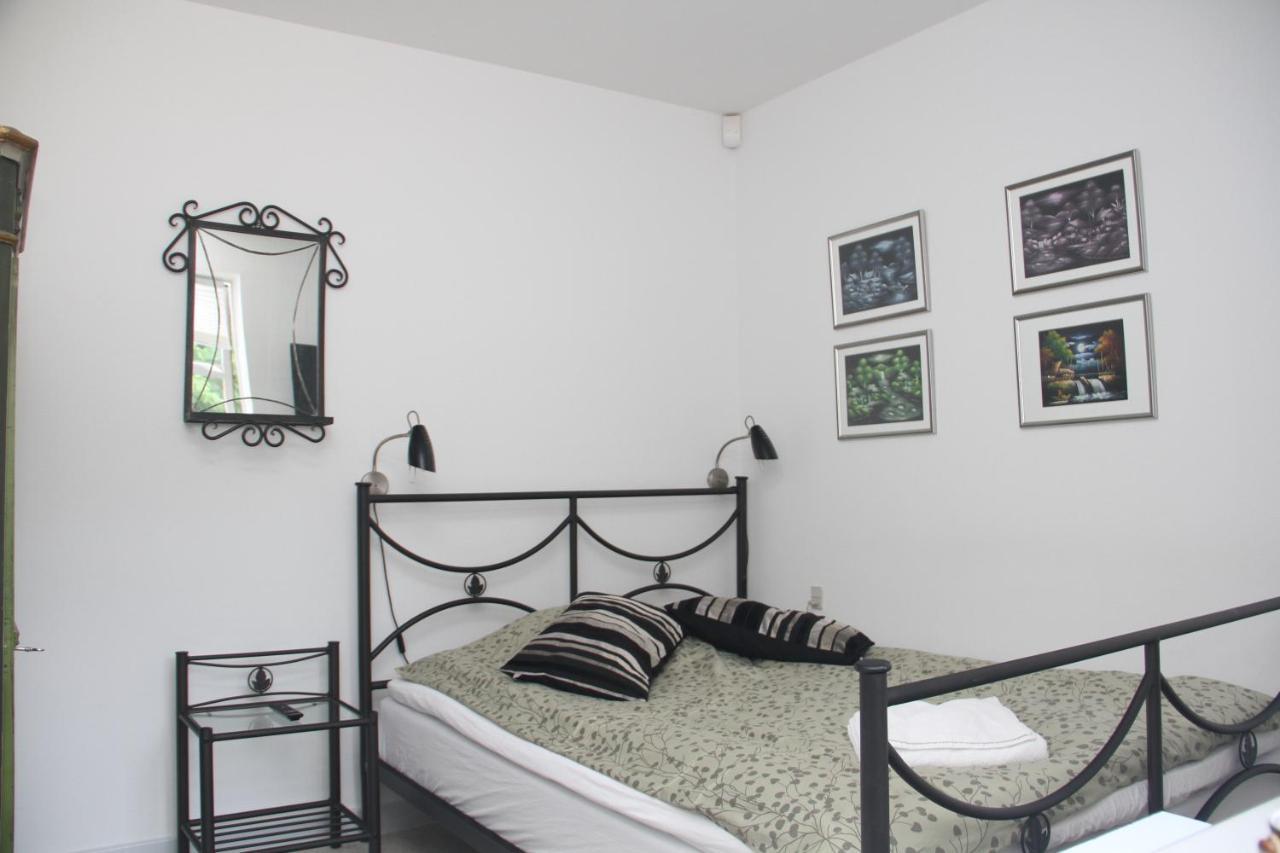 Engesvang Bed&Breakfast Bagian luar foto
