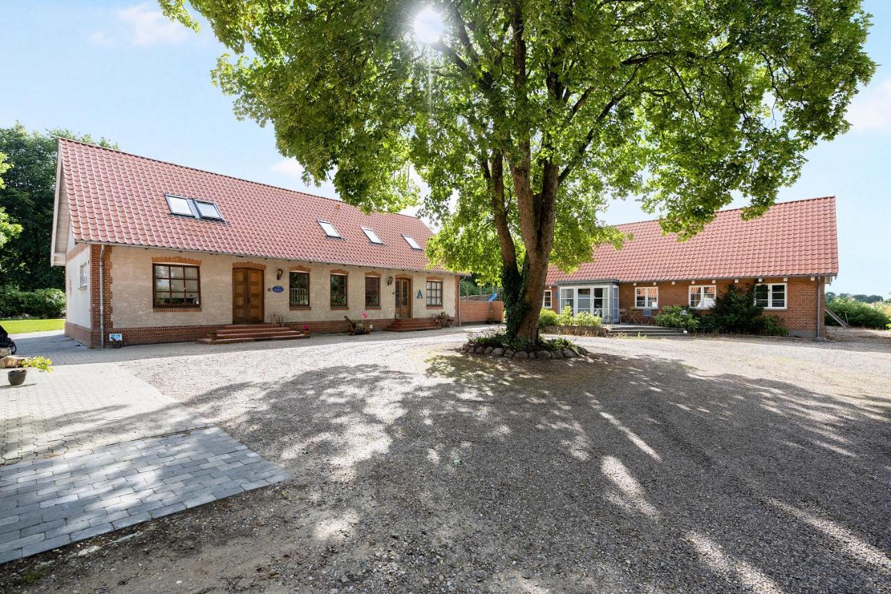 Engesvang Bed&Breakfast Bagian luar foto